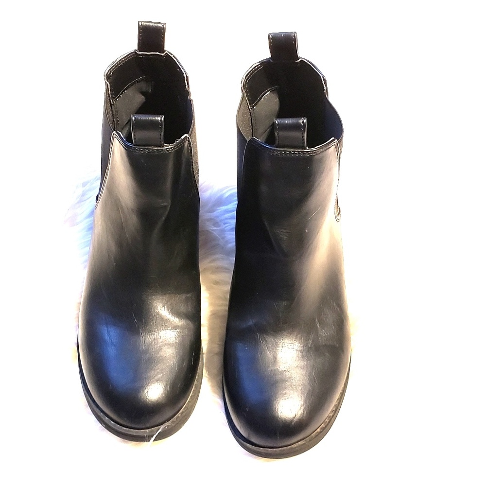 Divided Black ankle boots